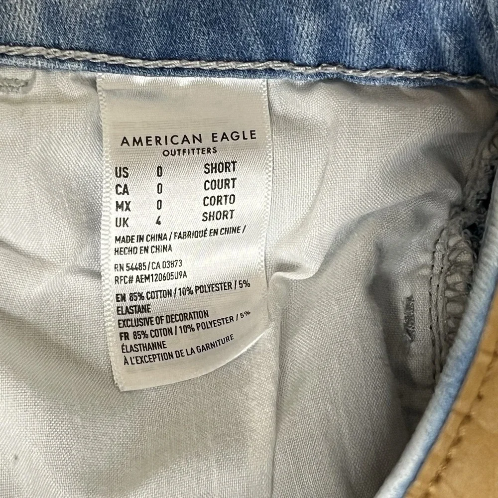 American Eagle Destroyed Next Level Stretch Hi Rise Jegging Sz 0 Short‎ Light